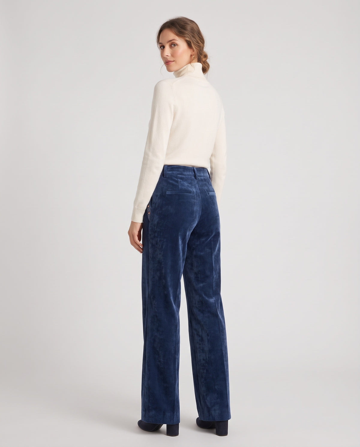 VANILLA - PANTALONE CON BORCHIE SULLE TASCHE