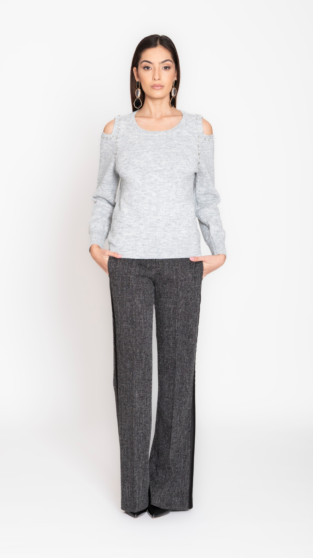 MENTE - MAGLIA CON BUCHI SULLE SPALLE/STRASS
