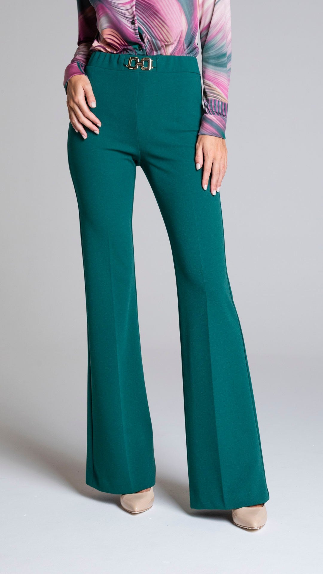 PANTALONE ZAMPA CON ACCESSORIO